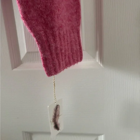 Jessica Simpson Pink and Red Valentines Heart Sweater - Picture 3 of 4